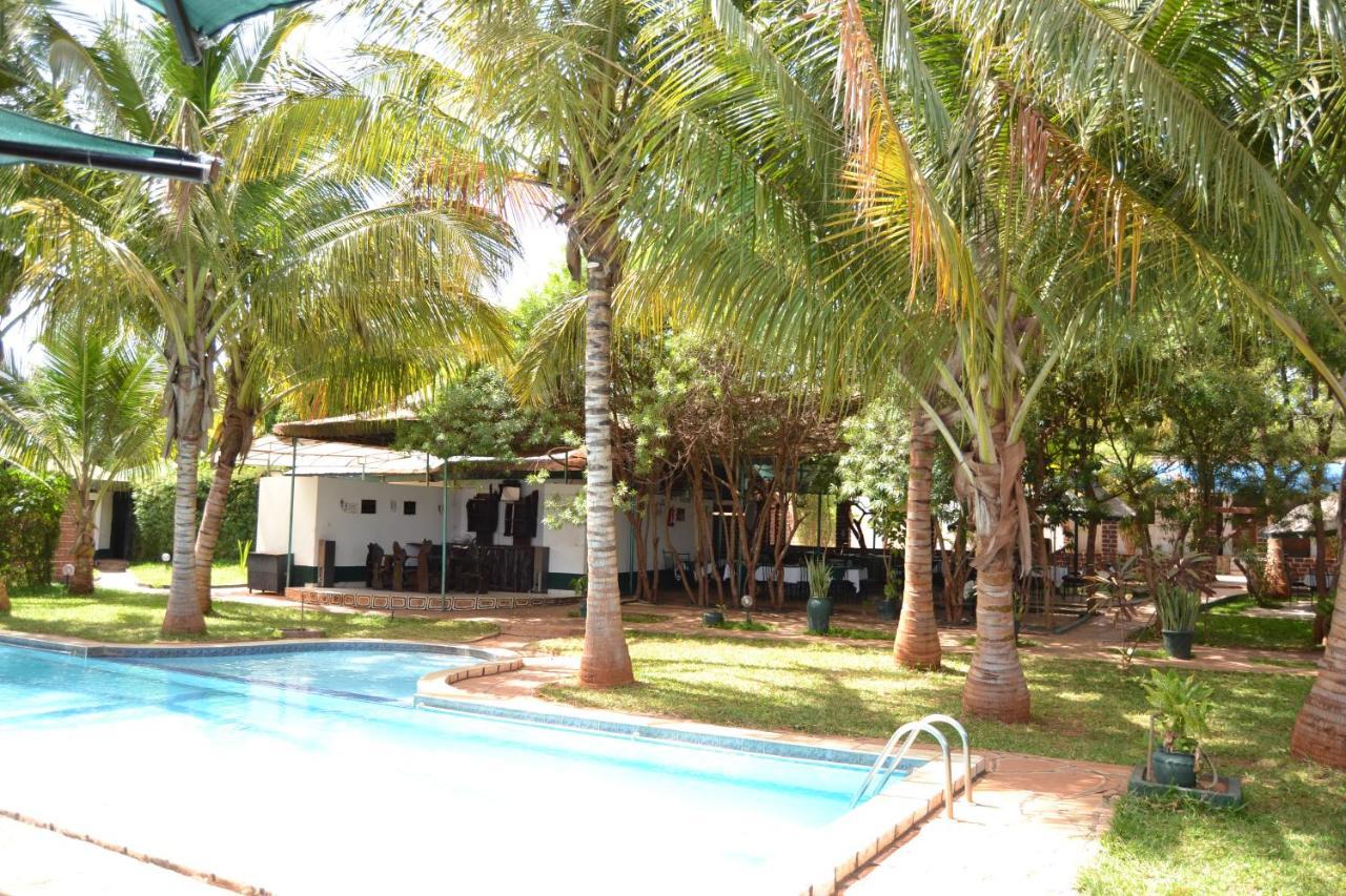 Impala Safari Lodge Voi Ngoại thất bức ảnh