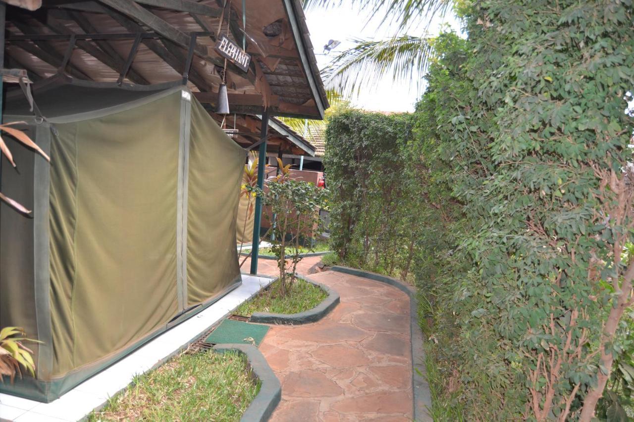 Impala Safari Lodge Voi Ngoại thất bức ảnh