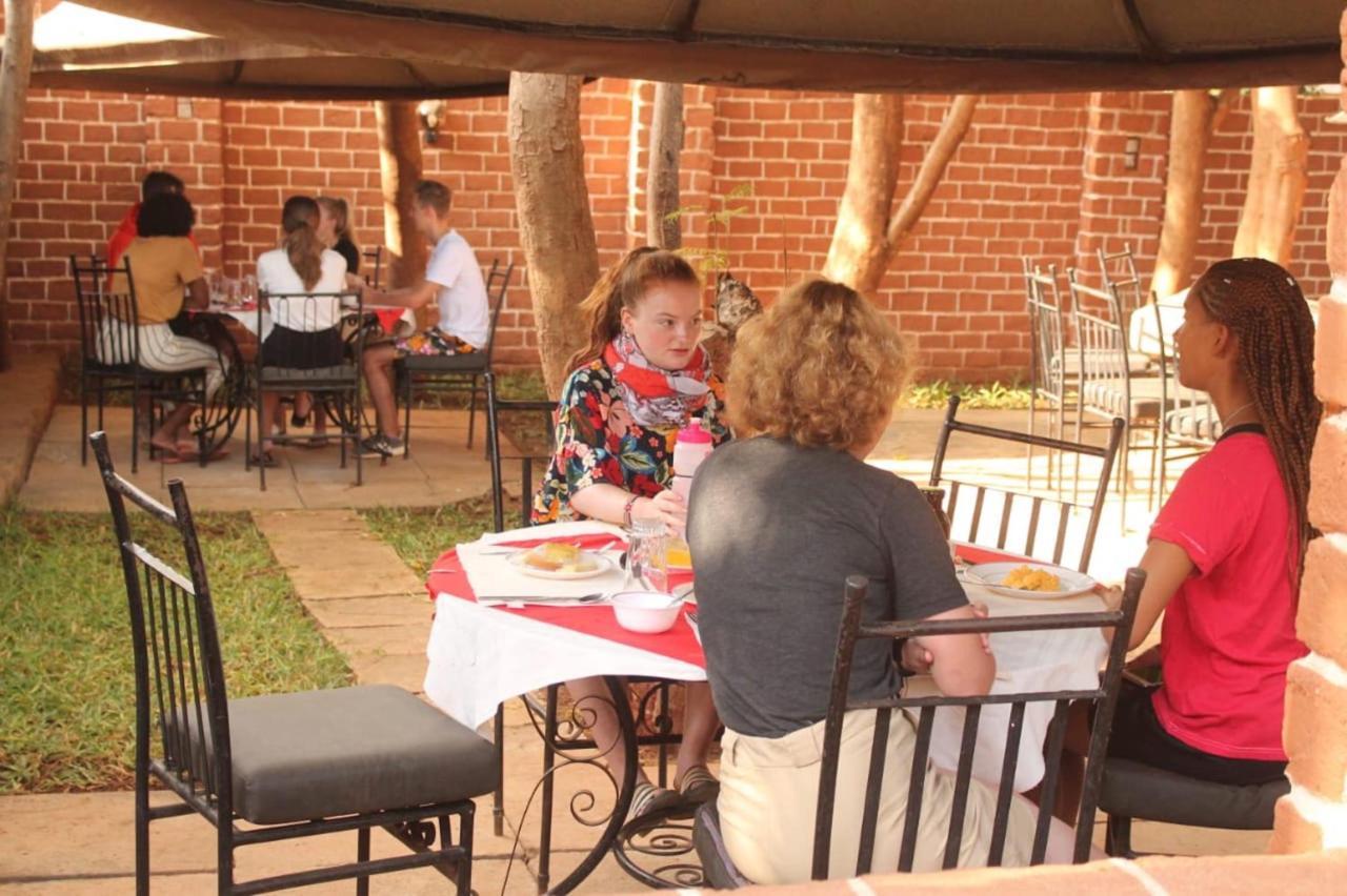 Impala Safari Lodge Voi Ngoại thất bức ảnh