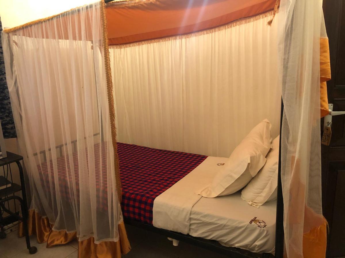 Impala Safari Lodge Voi Ngoại thất bức ảnh